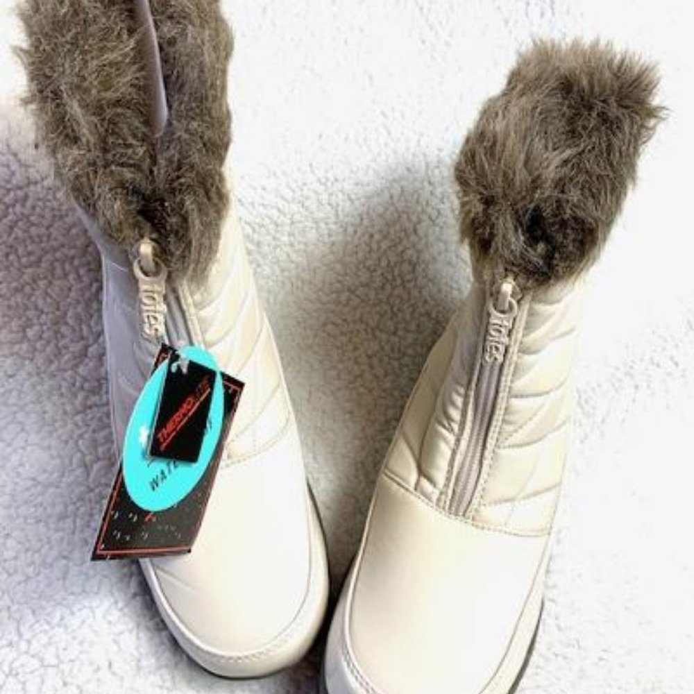 Totes Waterproof Front Zip Cozy Lined Storm Boots - Picture 4 of 8
